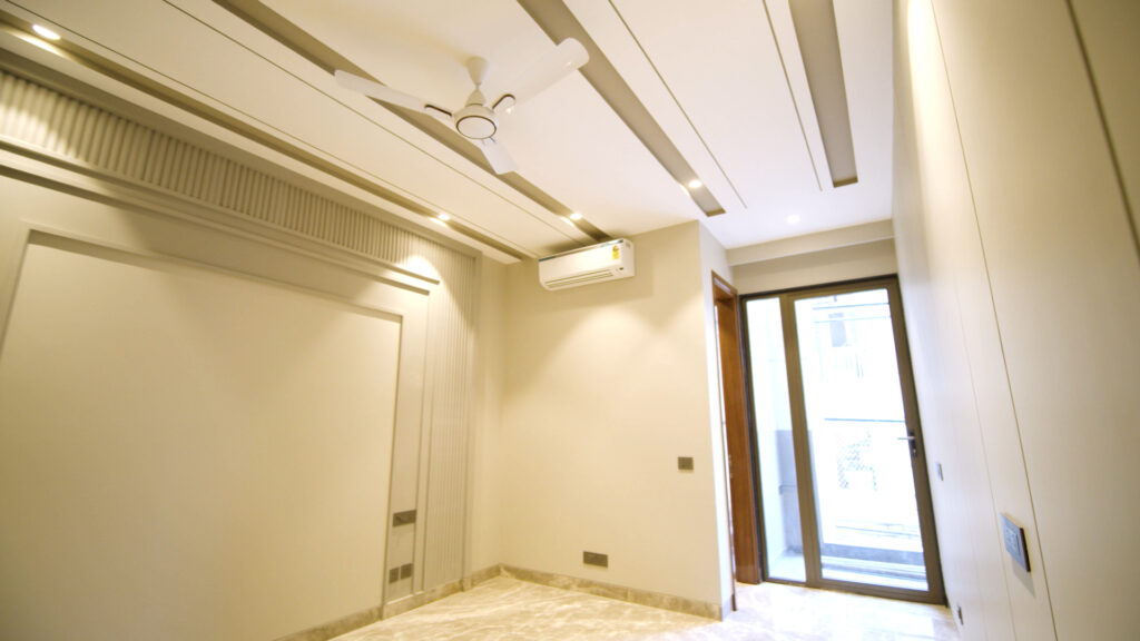 Builder Floor in M-block GK-2